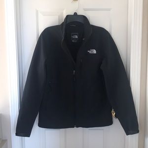 Men’s Small black North Face Windwall jacket